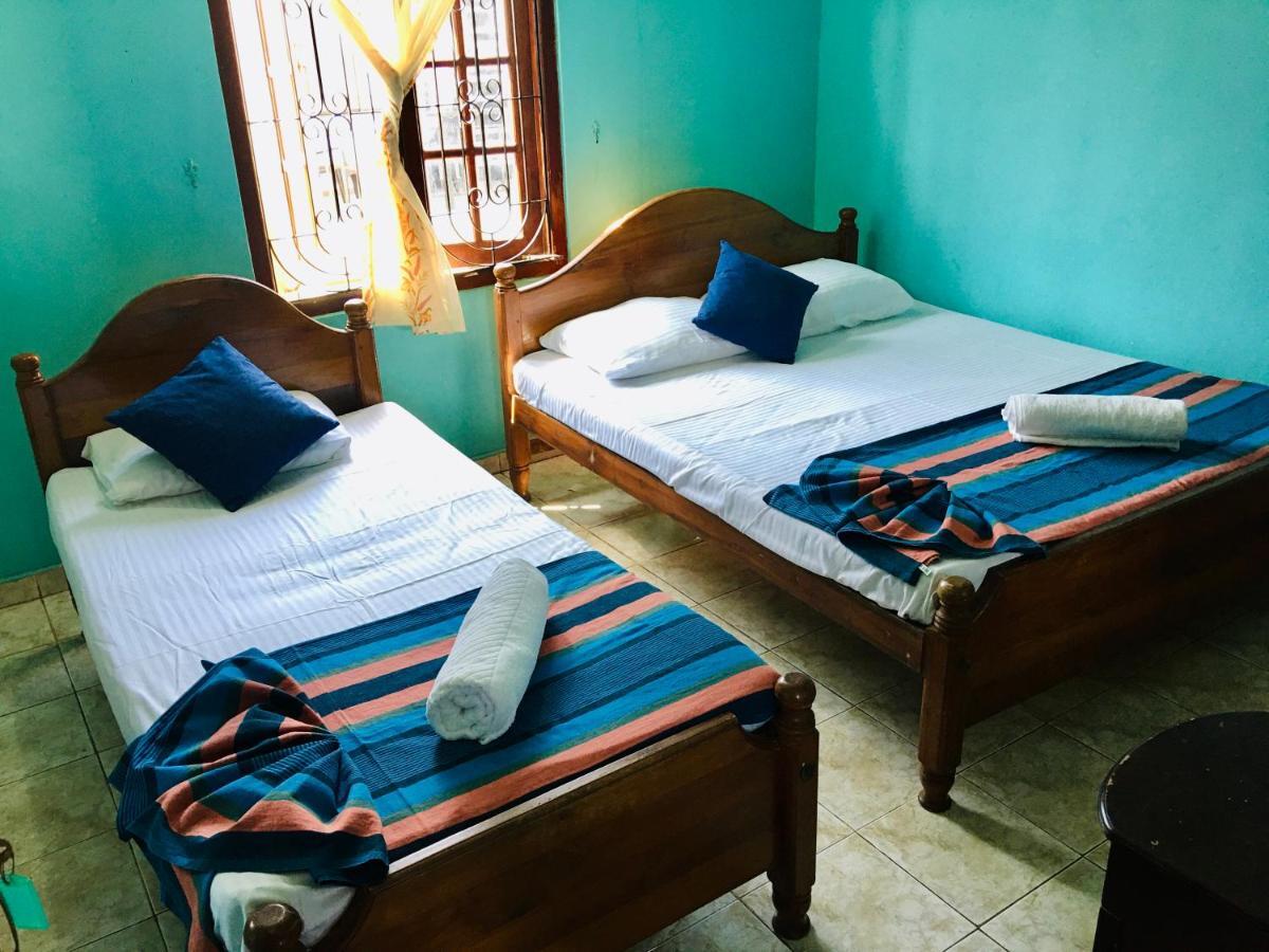 White House Leilighet Negombo Eksteriør bilde